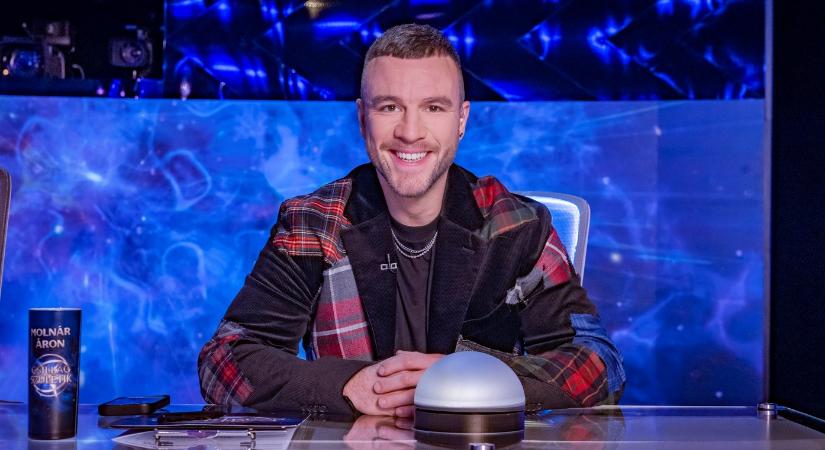 Új szintre lép Molnár Áron közéleti szerepvállalása a választások előtt: a kampány közepén robban az új műsora