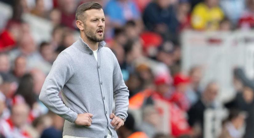 A szurkolókkal balhézott, le kellett fogni az Arsenal legendáját – videó