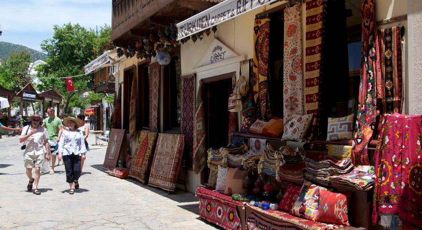 Magyar falut találtak Törökországban, ami a főterén áll, az minden képzeletet felülmúl