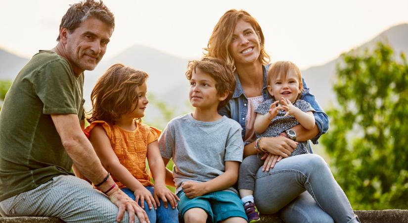 Családi pótlék utalás 2026 március: ekkor írják jóvá az összeget a bankszámlán márciusban