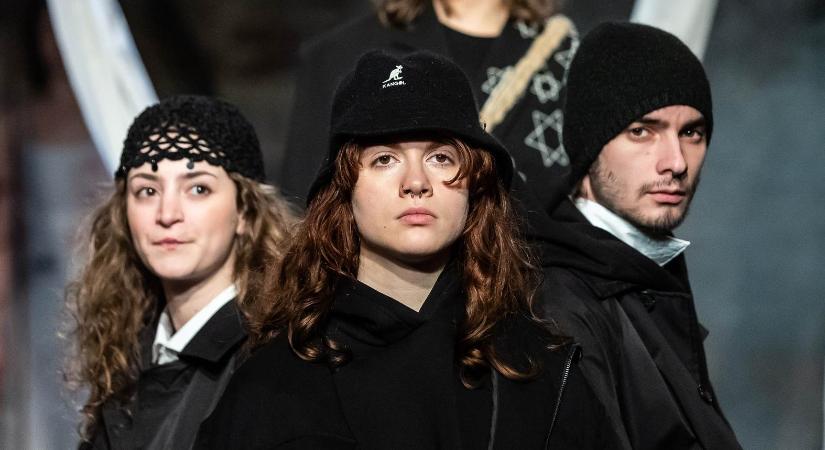 Szellemidézés és ördögűzés a színpadon – Misztikus játék a Gólem Színházban