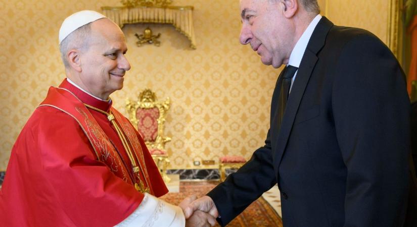 Sulyok Tamás személyesen tárgyalt a békéről XIV. Leó pápával