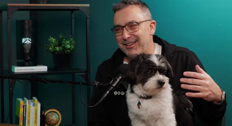 Sváby András: A kutyám, Karcsi tudta, hogy anyukám beteg, segített neki elűzni a fájdalmat