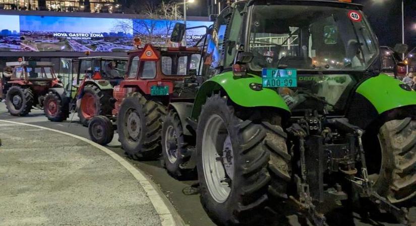 Fokozatot lépnek a tüntető gazdák