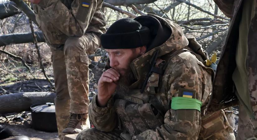 Óriási veszteségek a fronton - egyetlen nap alatt rengetegen haltak meg az összecsapásokban, sok civil is