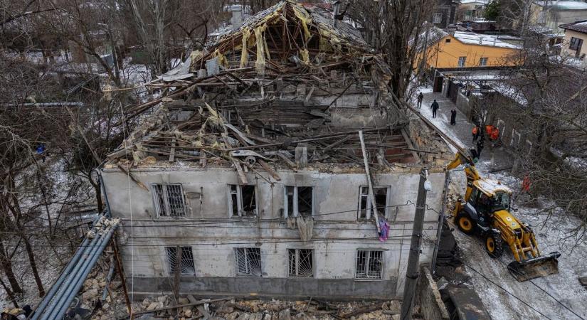 Óriási veszteség a fronton: rengeteg civil és katonai áldozattal járnak a támadások