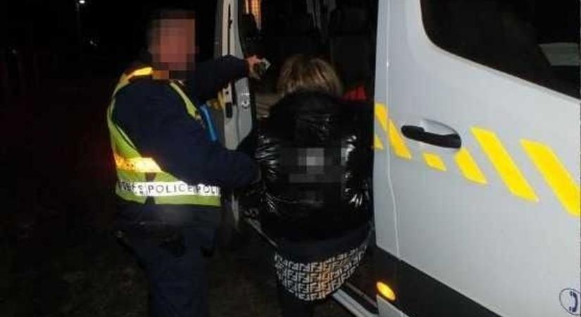 Fegyvernek megszabadulhat a több család életét megkeserítő nőtől, fellebbez az ügyészség