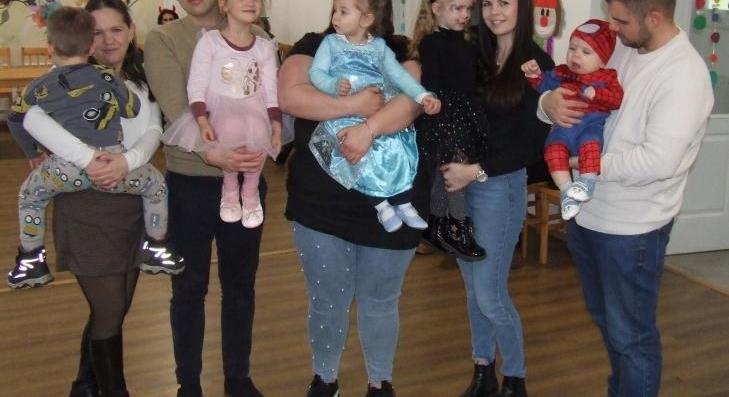 Falufarsang Hevesvezekényben 