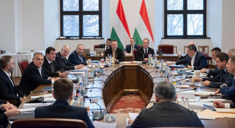 15,2 millió forintra bírságolta a kormányt a KEHI