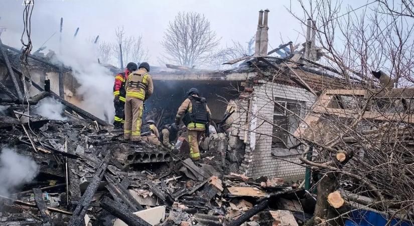 Gyász Ukrajnában - Négy újabb áldozatról szólnak a hírek, egy 17 éves fiú és egy 77 éves férfi is meghalt