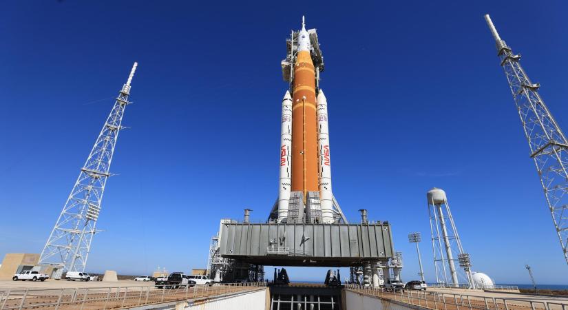 Megint nagy a baj a NASA holdrakétájával