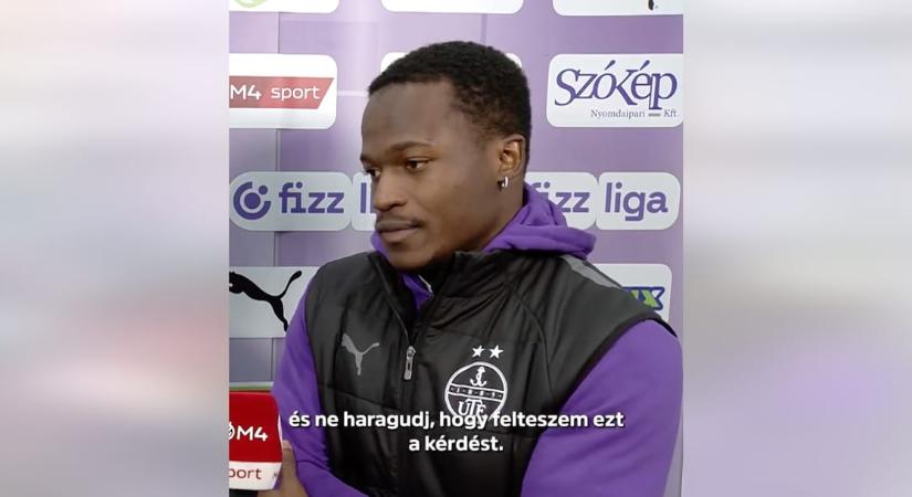 A közmédia riportere arról kérdezte az Újpest fekete focistáját, érte-e rasszista atrocitás, mióta Magyarországon játszik