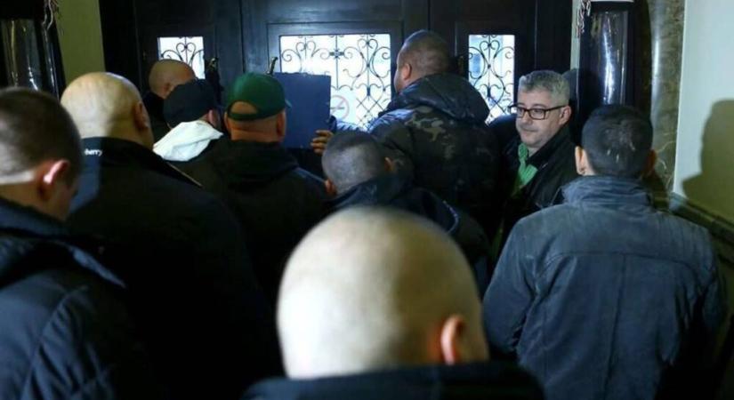 Megmerné-e ismét tenni a hatalom…? Miazhogy, nagyon is! – Tíz éve jött el a politikai erőszak korszaka