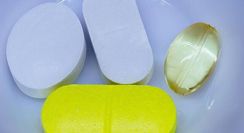 „Tönkretette az életem” – több száz ember számolt be a BBC-nek arról, hogy a gyógyszerük szerencsejáték- és más függőségeket váltott ki náluk