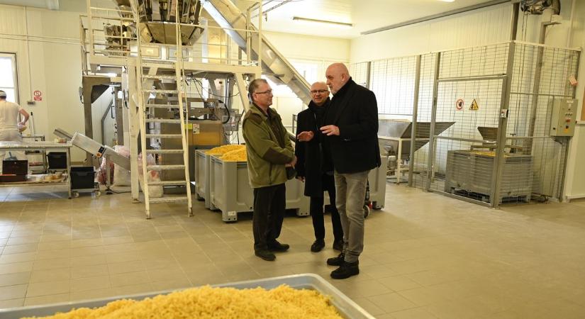 Világszínvonal Naményból: így hódítja meg a piacot a Hajdú Tészta különleges tojásos és reformtermékeivel