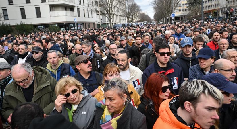 Párizsban bekéretik az amerikai nagykövetet a lyoni lincselés kommentálása miatt