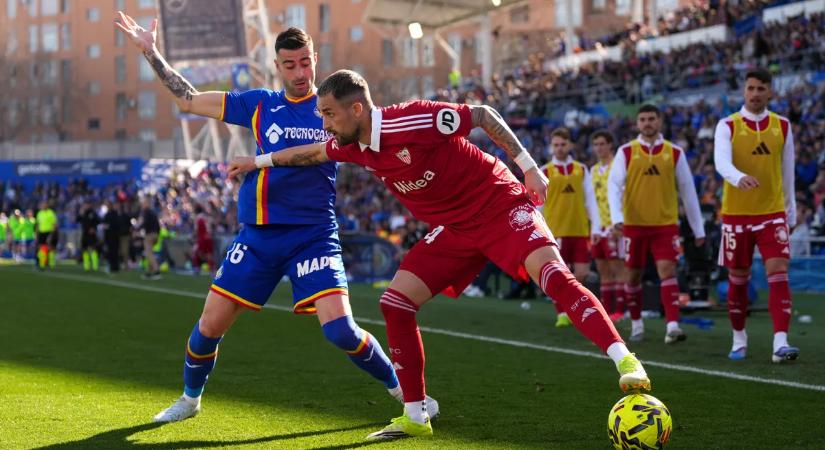 A Sevilla másfél félidőt emberelőnyben játszva nyert a Getafe ellen