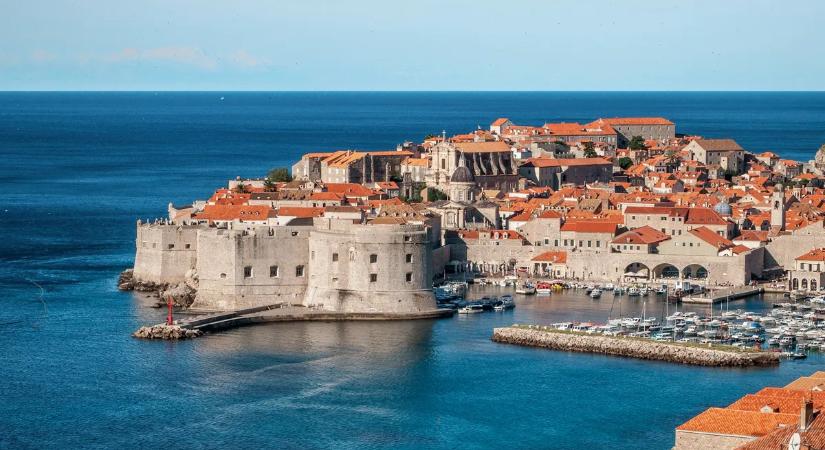 Egyre aggasztóbb Dubrovnik helyzete, veszélyben a történelmi óváros