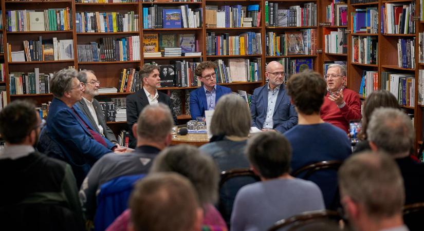 „Vissza kell venni a közügyek feletti kontrollt” – Megjelent a felforgatókönyv a NER utáni Magyarországról