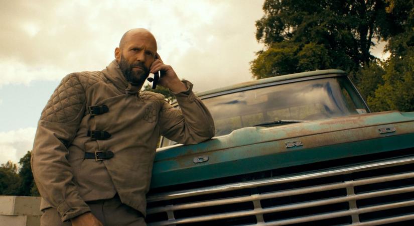 Jason Statham legújabb akciódurranása odaláncol a székhez, felülírja a toplistákat tartó elődjét, kíméletlen mércét állított