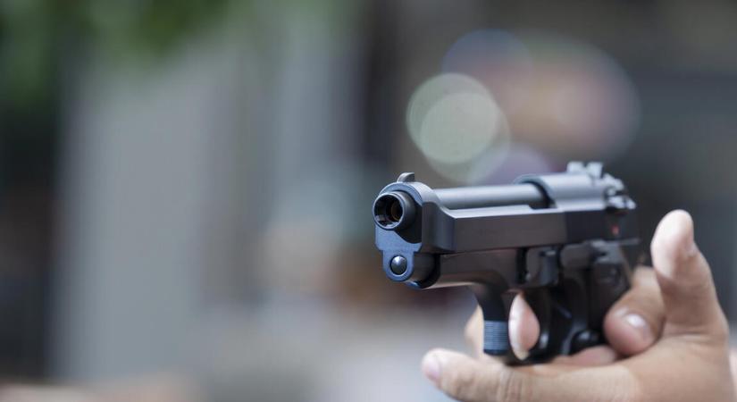 Agyonlőtték Trump birtokán a betörni próbáló fegyverest