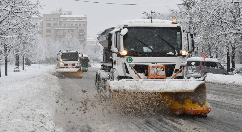 Hóviharok okoztak zavart a romániai közlekedésben