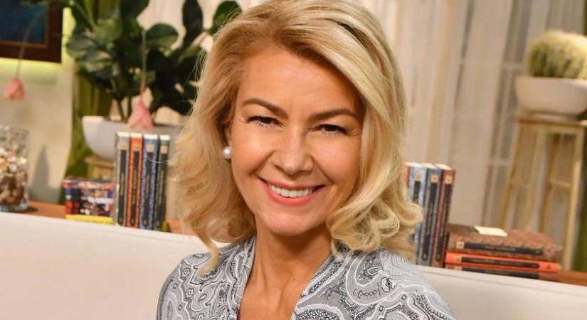 Az 55 éves Barta Sylvia smink nélkül: ennyire más, mint a TV2 képernyőjén