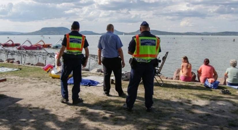 Három rendőr kapta idén a „Balatoni Régió Közbiztonságáért” díjat