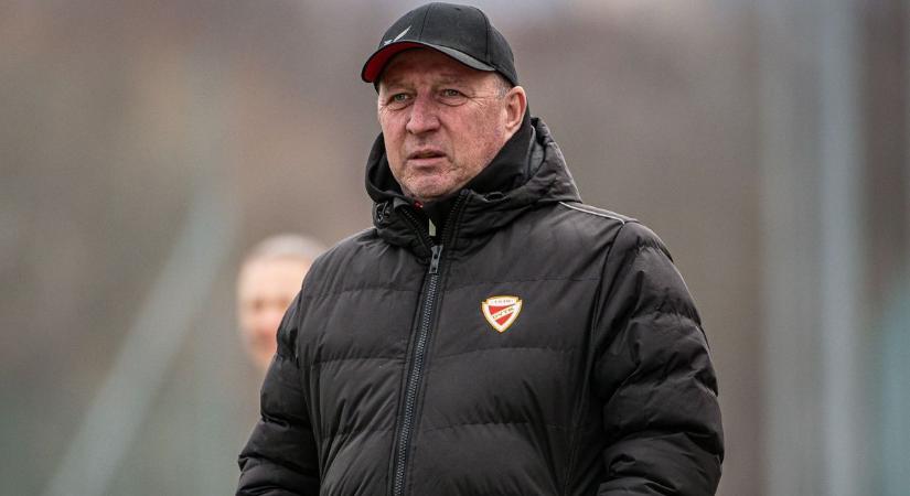 Ami az előzetes papírforma volt, azt igazolta is a listavezető