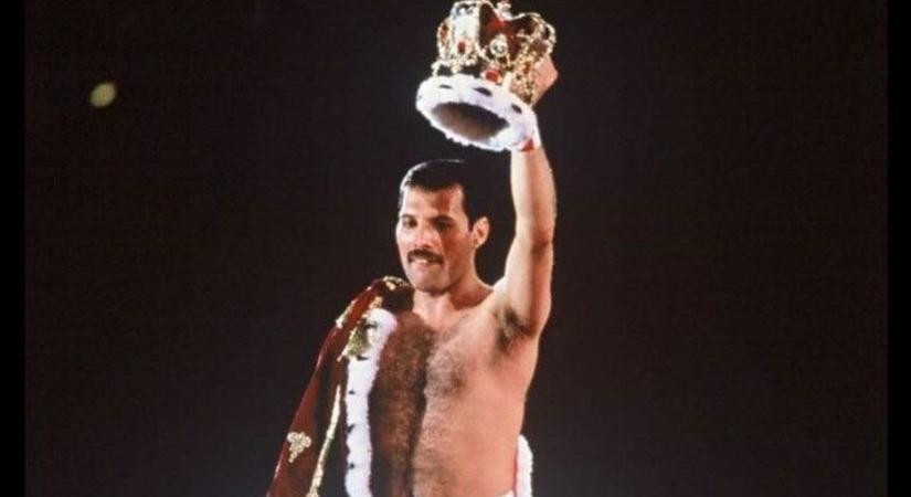 A Balatonnál találhat otthonra Freddie Mercury szobra, de nem mindenki szeretné a rocklegenda emlékművét