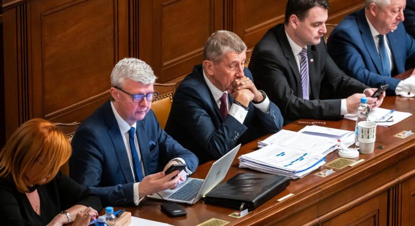 A csehek a brüsszeli mainstream oldalára álltak