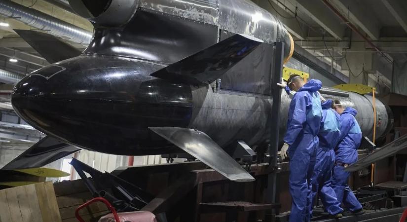 Hivatalos: Flamingo rakéták eltaláltak egy oroszországi atomrakéta-gyárat