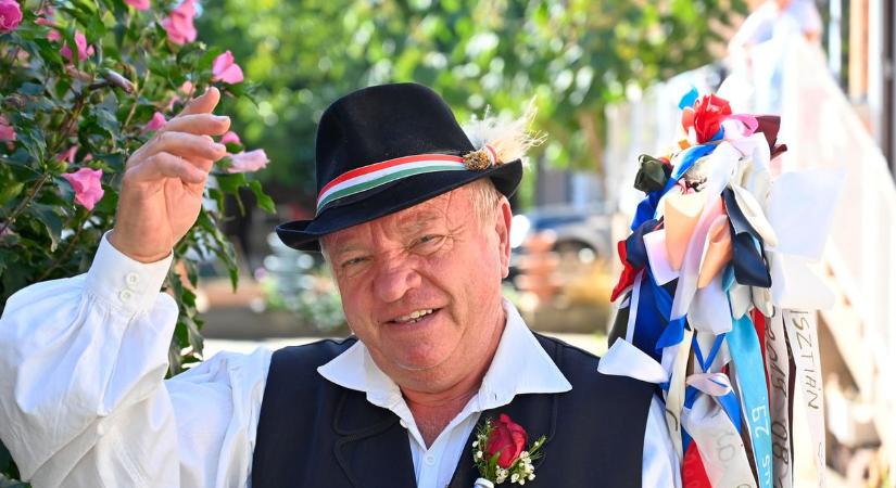 Virradatig rúgta a csillagokat a násznép, ha ő volt a vőfély (fotók, videó)