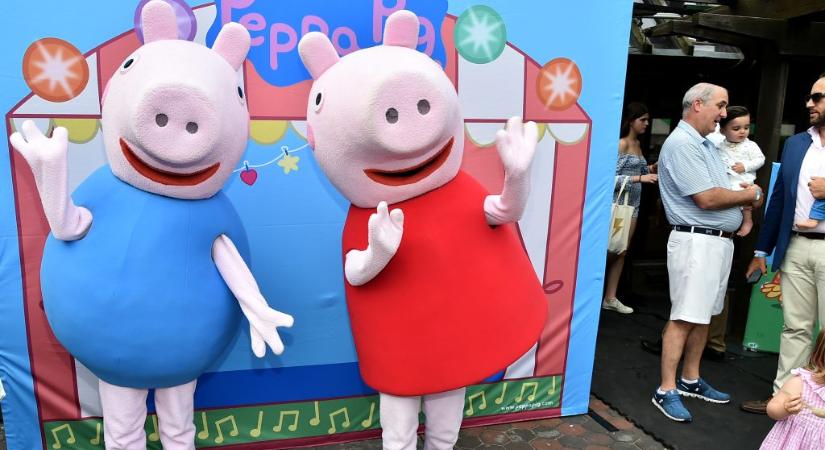 Betiltották a disznóhúst a színházban, míg a Peppa malacot játsszák