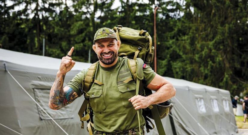 Orbán Viktorral ugyanazokat az elveket valljuk, biztosan jóban lennénk – Végh Attila MMA-világbajnok a Mandinernek