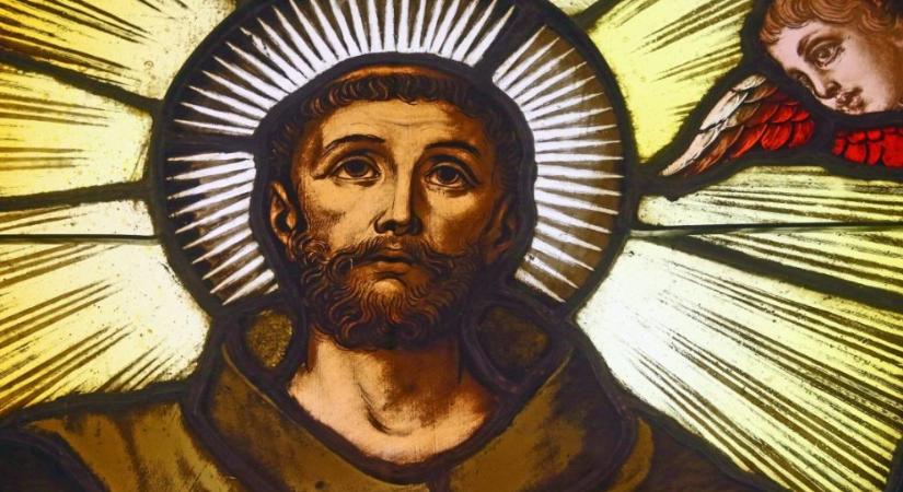 Első alkalommal állítják ki Assisi Szent Ferenc földi maradványait Assisiben