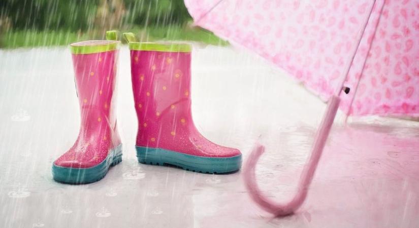 Meleg lesz a hétfő, de esős