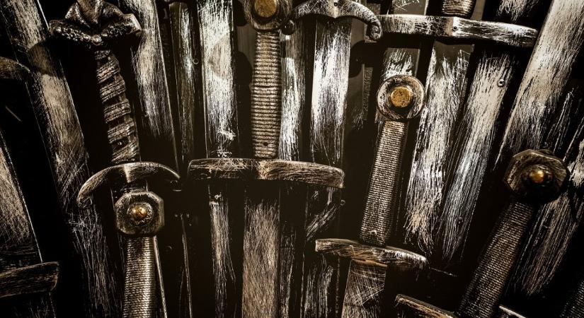 Az HBO Trónok harca‑előzménysorozata újabb sikert hoz a készülő Harry Potter‑adaptációnak