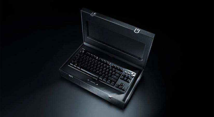 500 dolláros mechanikus gamer billentyűzettel bővül a Razer kínálata – Itt a Huntsman Signature Edition