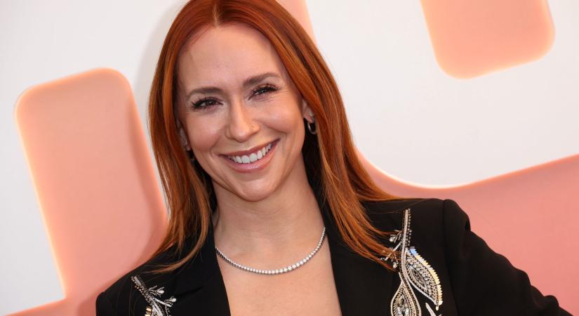 Jennifer Love Hewitt volt Hollywood legszebb színésznője – de miért tűnt el a képernyőről?