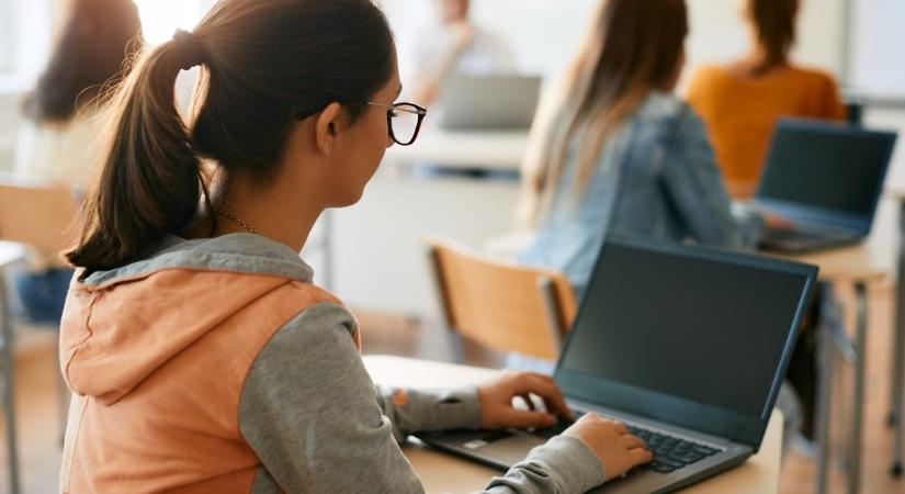 Országos kompetenciamérések: kiderült, hogy idén kapnak-e rá jegyet központilag a diákok