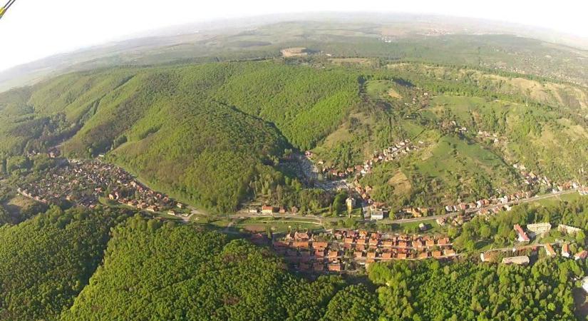 Három szótag, egy dallam, kimondva mindenki elmosolyodik: egy különleges borsodi település története