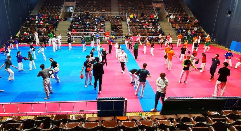 Külföldi versenyzőkkel készült a hétvégén a válogatott