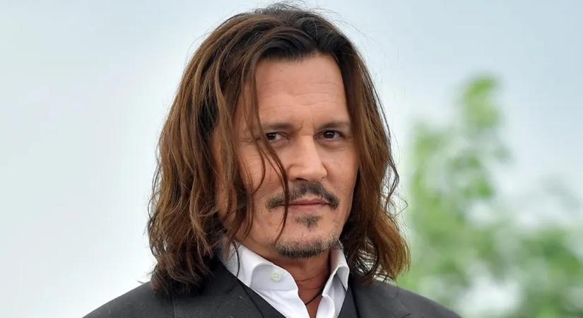 Fotó: ez a gyönyörű nő Johnny Depp új szerelme!