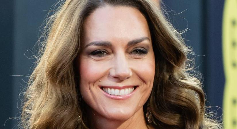 Katalin hercegné álomszép estélyiben ragyogott a BAFTA-gálán: göndör hajjal lépett a vörös szőnyegre