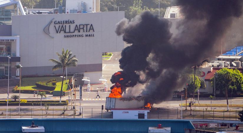 Káosz Mexikóban az ország legismertebb drogbárójának meggyilkolása után