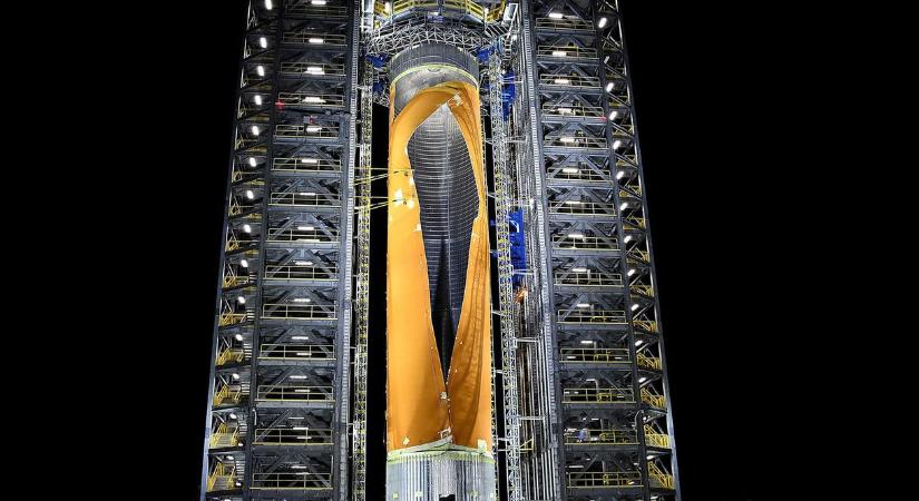 Beütött a baj a NASA rakétájával, mégsem most megy ember a Holdhoz