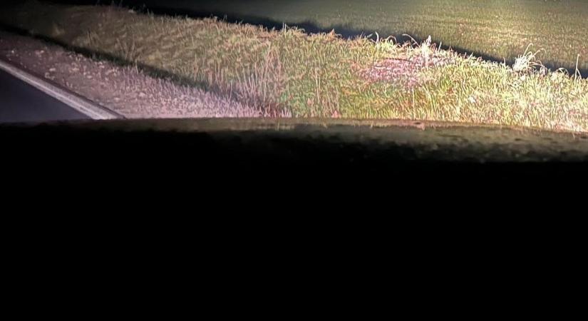 Hősök a 26-os főúton Sajószentpéternél