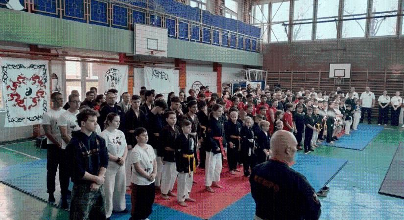 Tatamin és szőnyegen is jöttek a sikerek a Dorogi AC sportolóitól