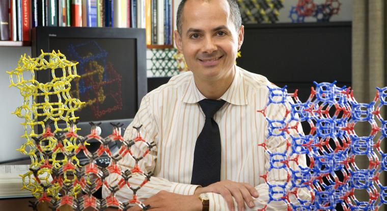 A Nobel-díjas Omar Yaghi levegőből termelne ivóvizet